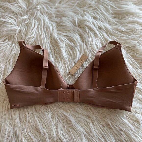 Skims Wireless Form T-shirt Bra Sienna Size 38C - Picture 5 of 9